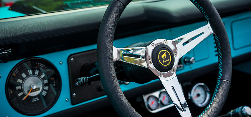 Steering wheel of a Ford Bronco